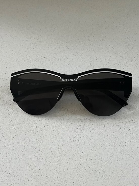 Balenciaga Shield BB0004S sunglasses in shiny black main image 7